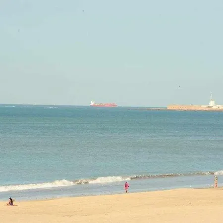 Preciado Con Vistas Frontales Al Mar *