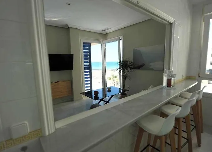 Preciado Con Vistas Frontales Al Mar Appartement