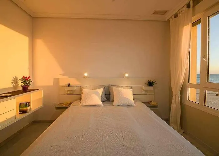 Preciado Con Vistas Frontales Al Mar *