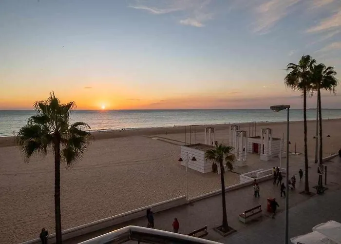 Preciado Con Vistas Frontales Al Mar * Кадіс